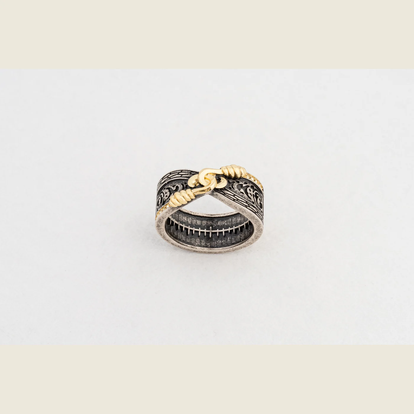 Crocodile Guardian Ring detail